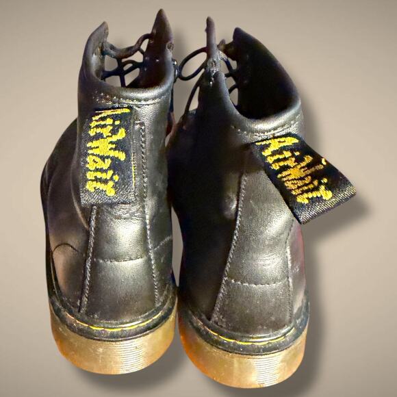 Women's Sz 5 DR. MARTENS 1460 Barely Worn Black Leather Side Zip Up Combat Boots - Picture 8 of 11